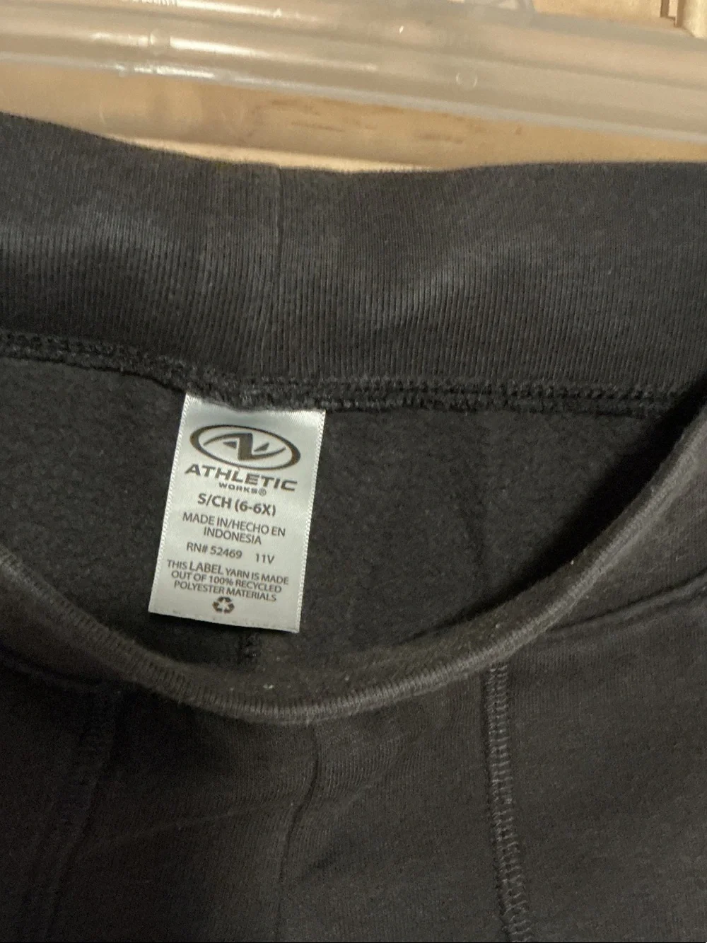 Athletic Works comfortable black